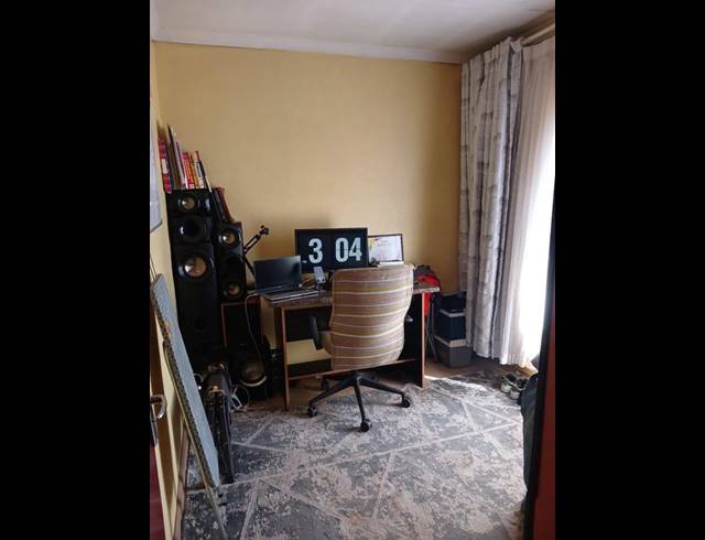 2 BEDROOM HOUSE FOR SALE IN SEBOKENG ZONE 17